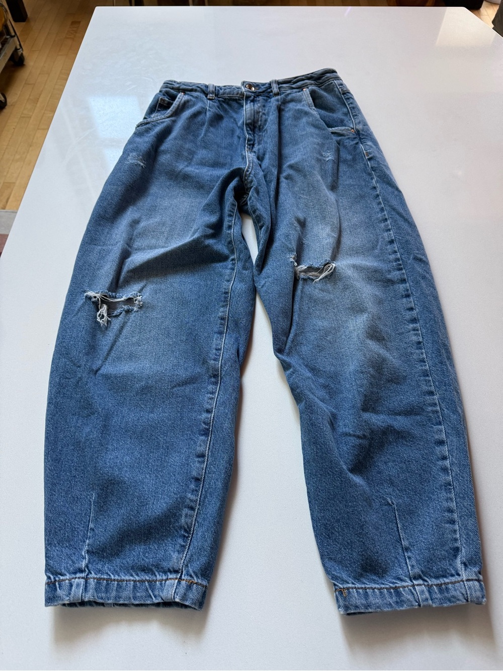 Zara Slouchy Barrel Balloon Relaxed Distressed Denim Jeans, High Rise, Pleats